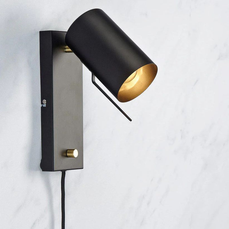 Markslöjd Carrie 1L accent wall lamp black