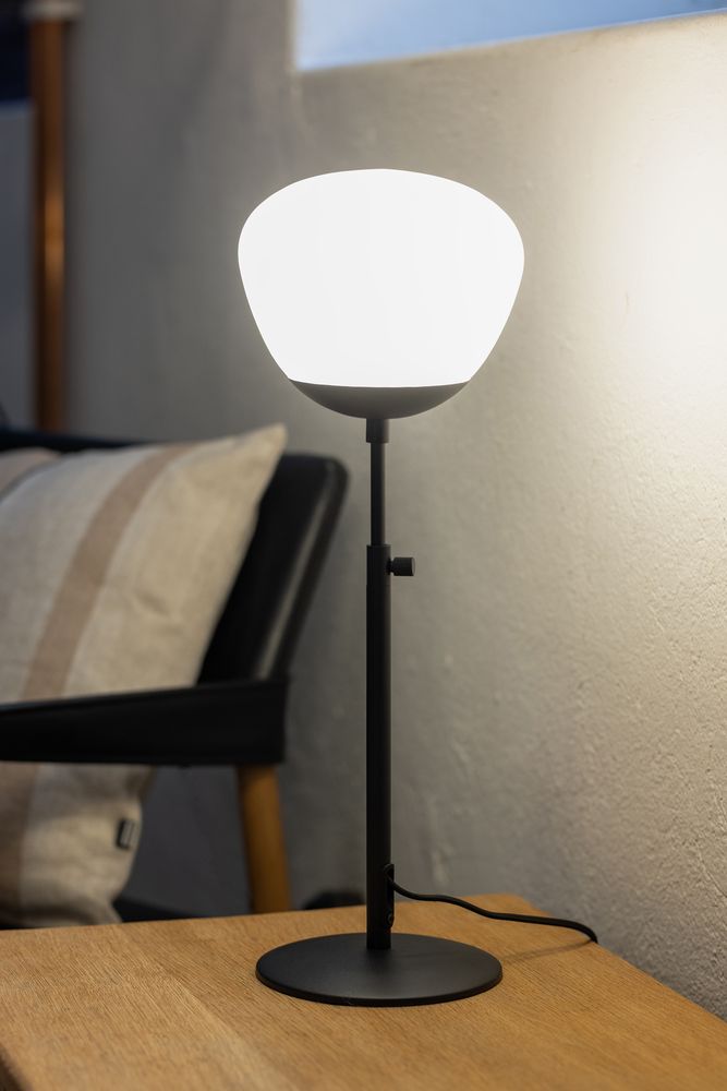 Markslöjd Rise 1L table lamp, H 60cm E14