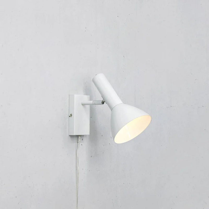 Markslöjd Metro 1L wall sconce lamp white