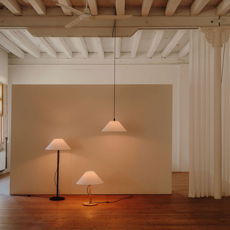 Luxcambra Clasica 1L table lamp E27, H 63cm