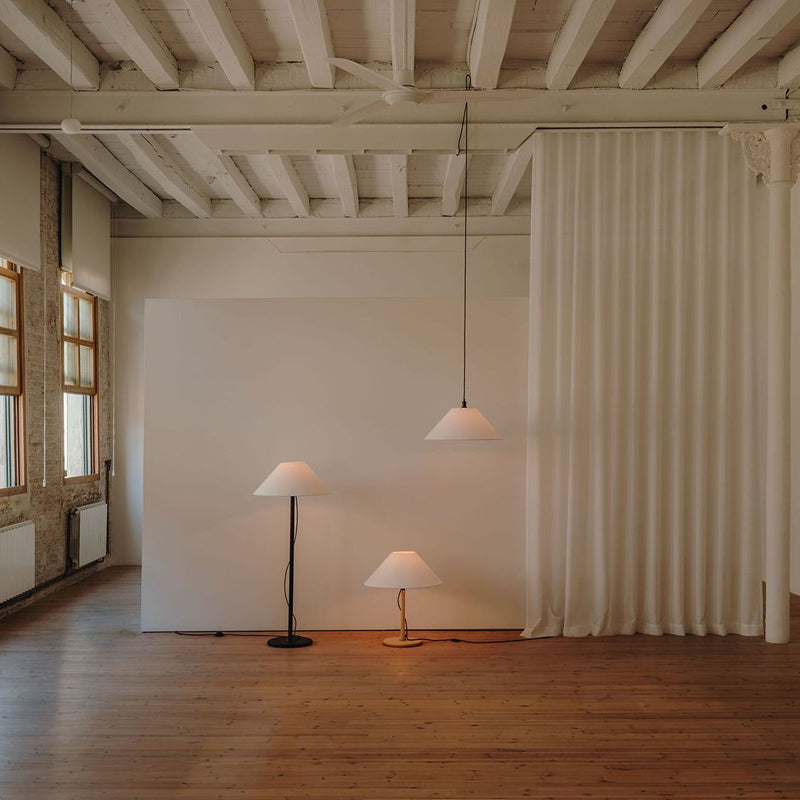 Luxcambra Clasica 1L table lamp E27, H 63cm