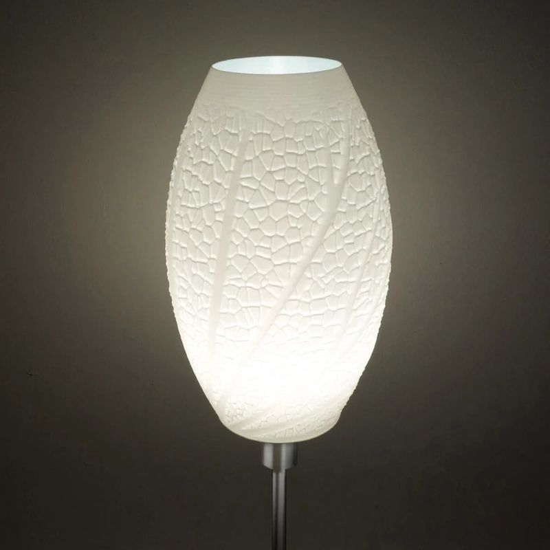 Table lamp Tagwerk Flora white E14