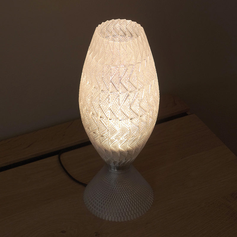 Table lamp Tagwerk Fraktal transparent E27