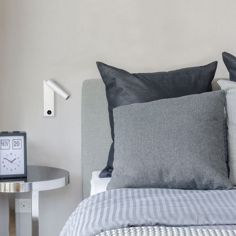 Luxcambra Manhattan 1L accent wall lamp LED