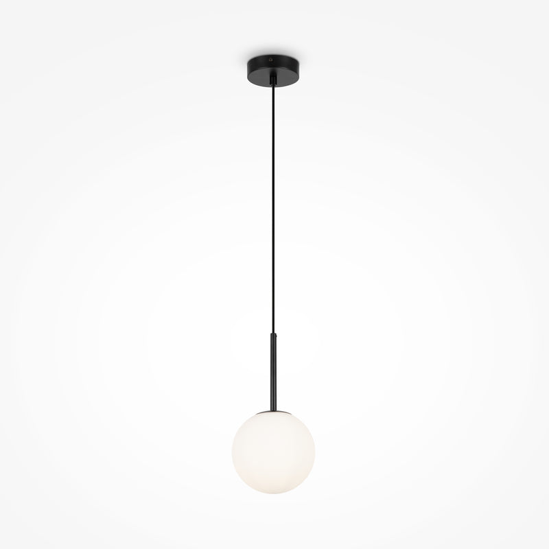 Maytoni Basic form 1L pendant lamp, black E14 D 15cm