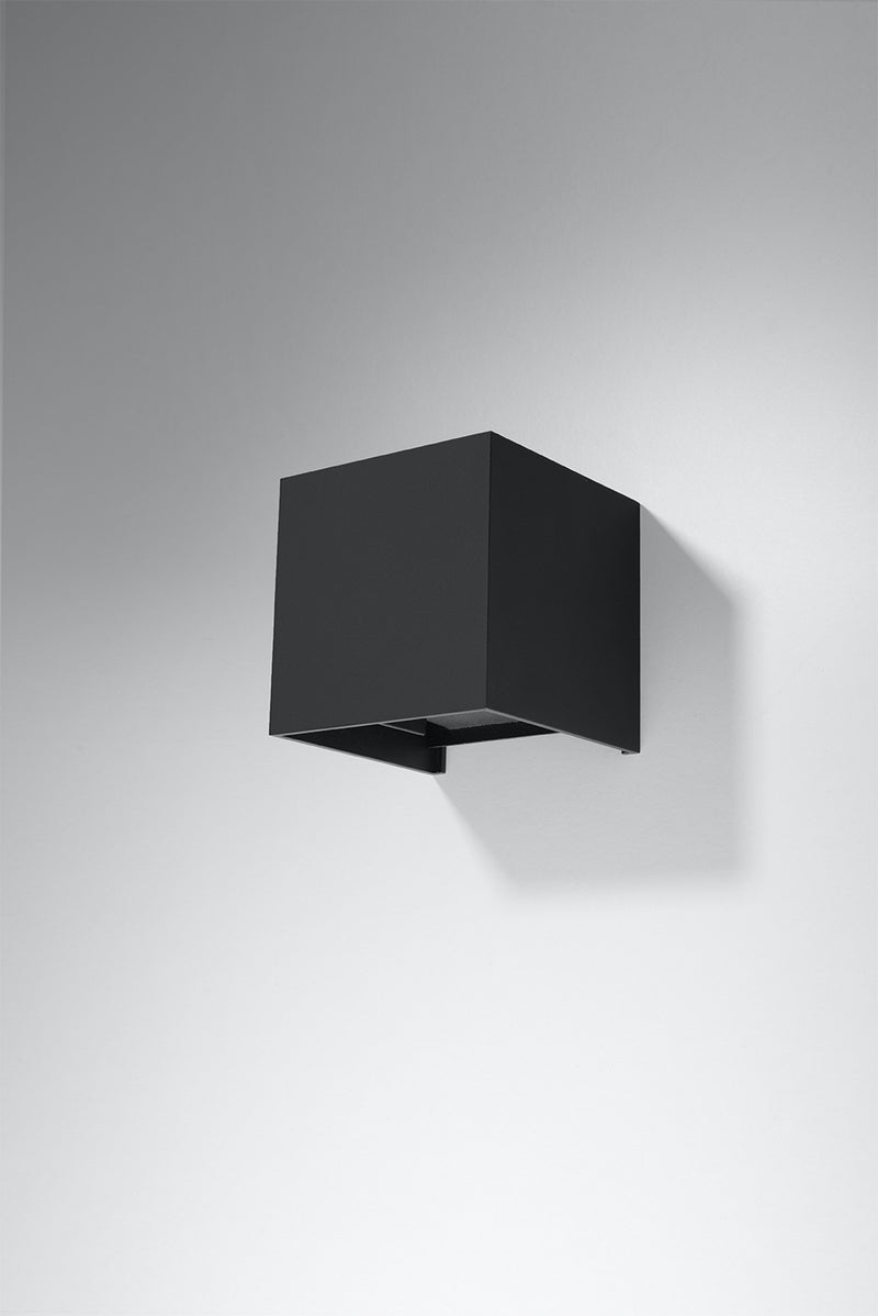 Lampada da parete LUCA nera LED IP54