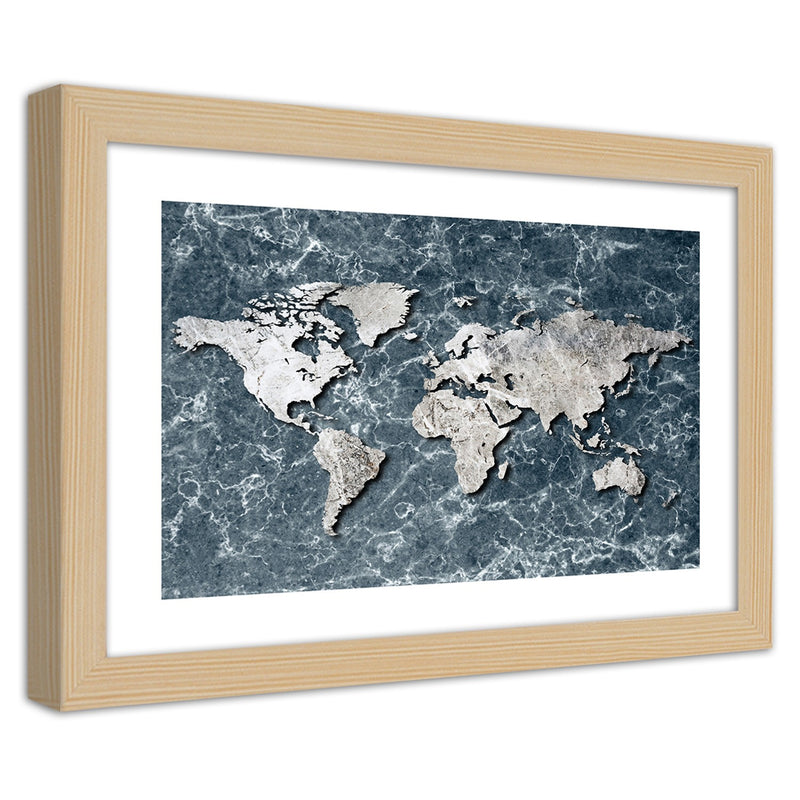 Cuadro en marco natural, mapa mundial sobre mármol.