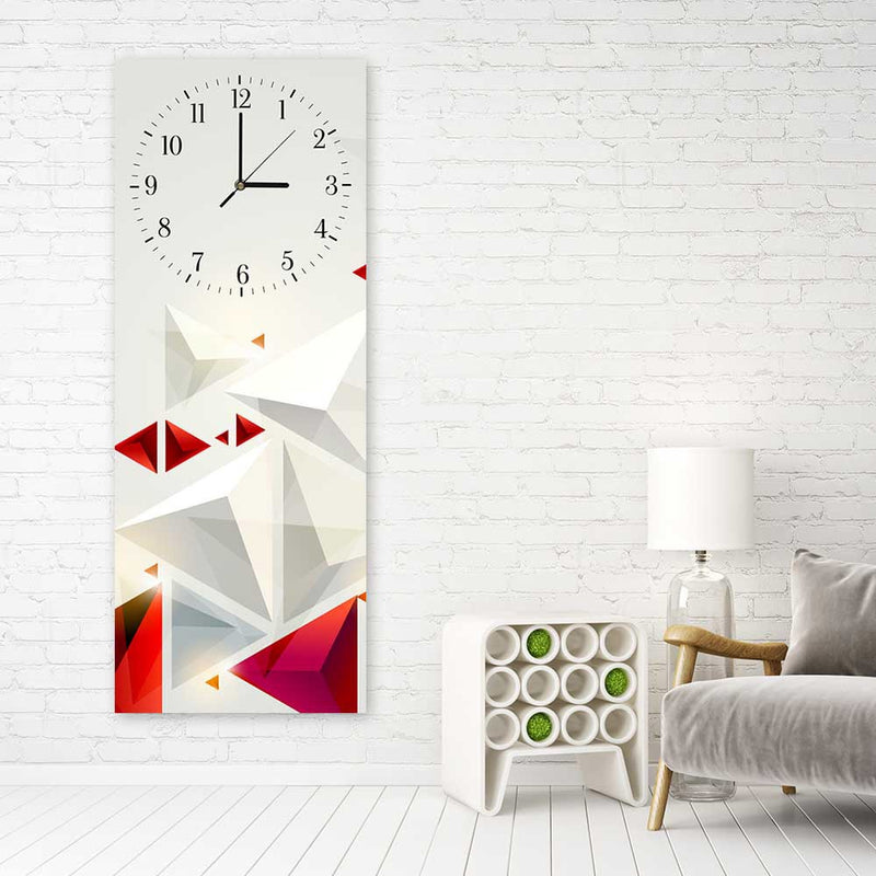 Reloj de pared, Triángulos abstractos.