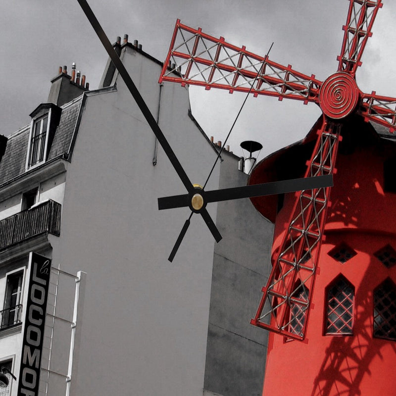 Wall clock, Moulin Rouge