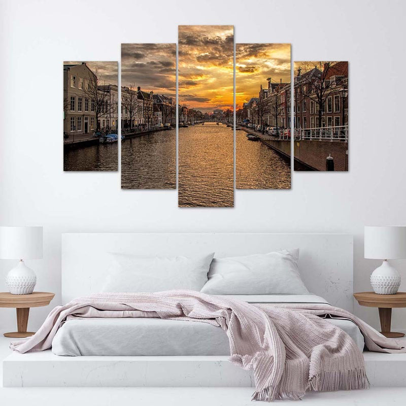 Five piece picture canvas print, City by the river