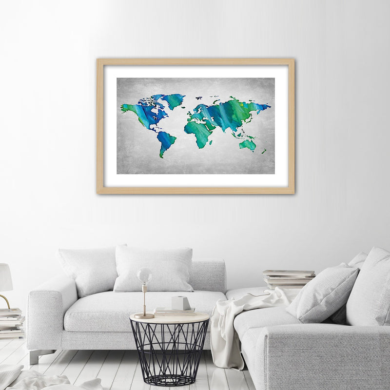 Imagen en marco natural, mapa mundial coloreado sobre hormigón