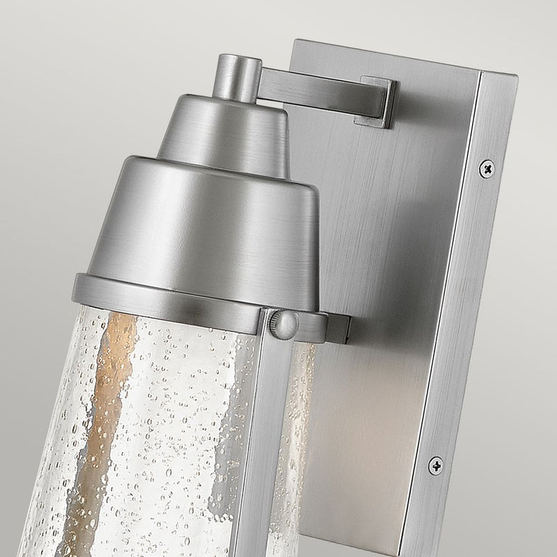 Outdoor wall light Hinkley (HK-MILES-SI) Miles weather resistant composite, clear seeded glass GU10