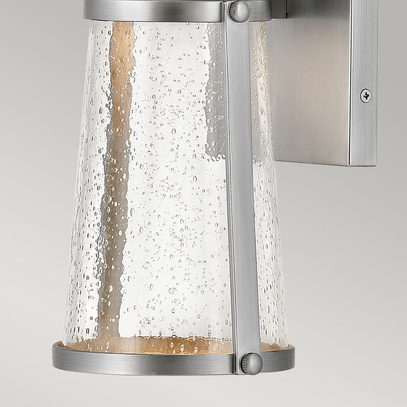 Outdoor wall light Hinkley (HK-MILES-SI) Miles weather resistant composite, clear seeded glass GU10