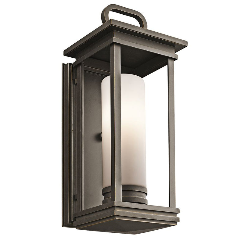 Outdoor wall light Kichler (KL-SOUTH-HOPE-M) South Hope satin etched glass, aluminium E27