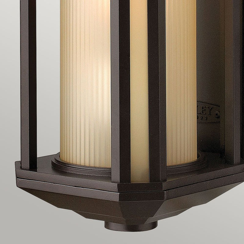 Outdoor wall light Hinkley (QN-CASTELLE-M-BZ) Castelle aluminium, ribbed etched glass E27