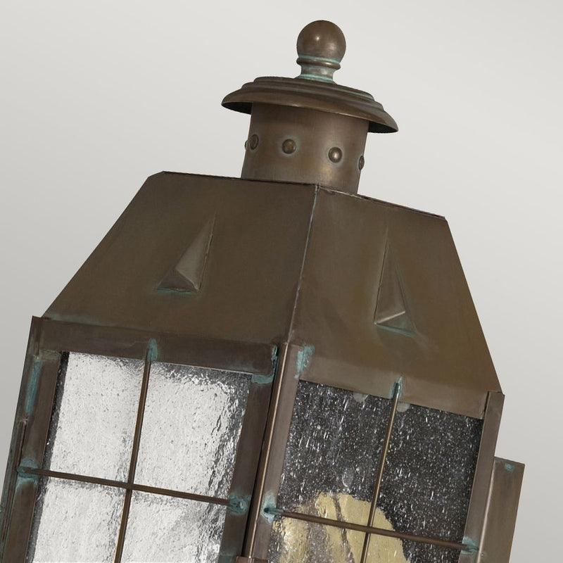 Outdoor wall light Hinkley (QN-NANTUCKET-M-AS) Nantucket solid brass, clear seeded glass E27